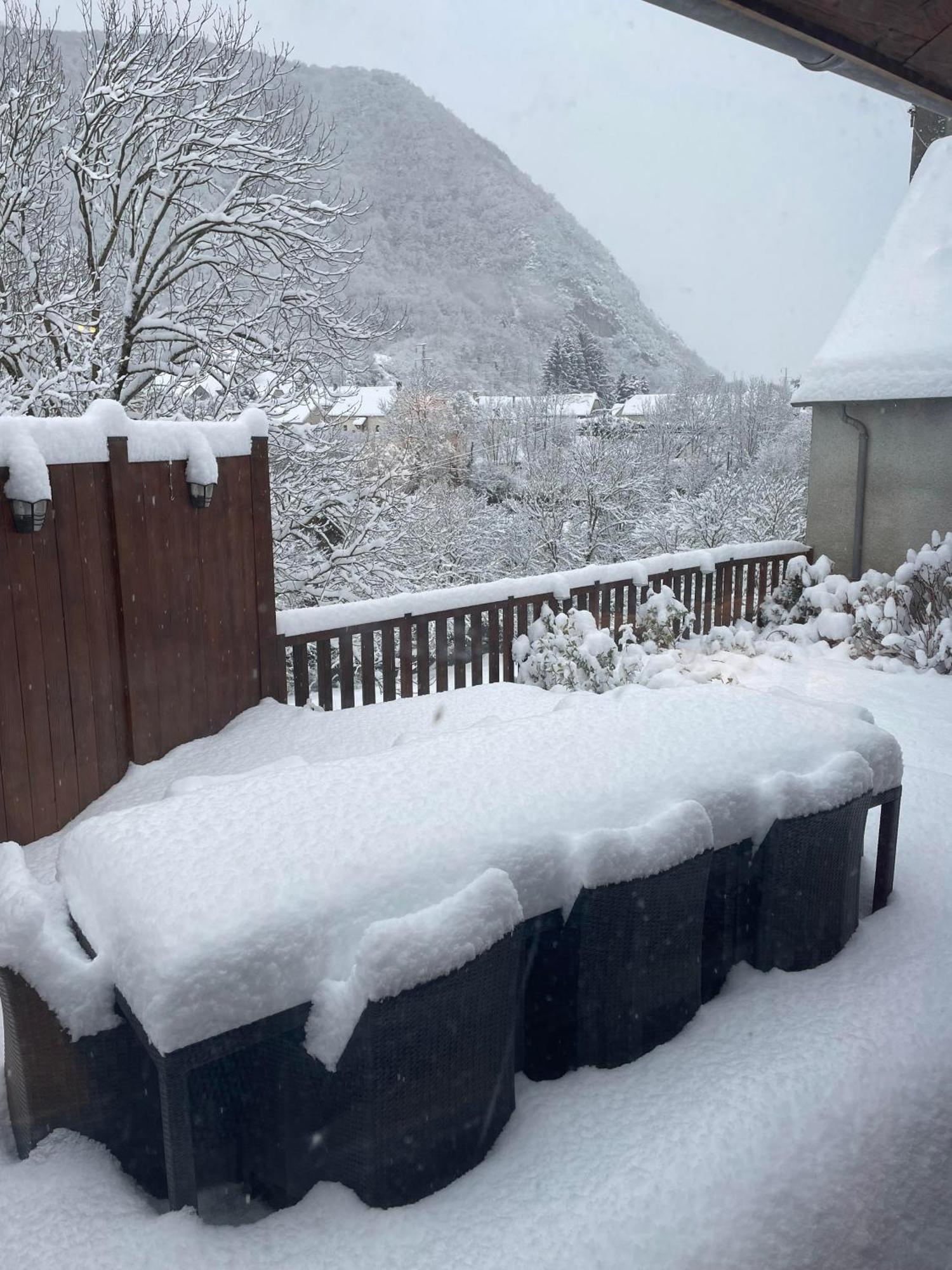 Le Chalet De Carole Cadéac Eksteriør billede
